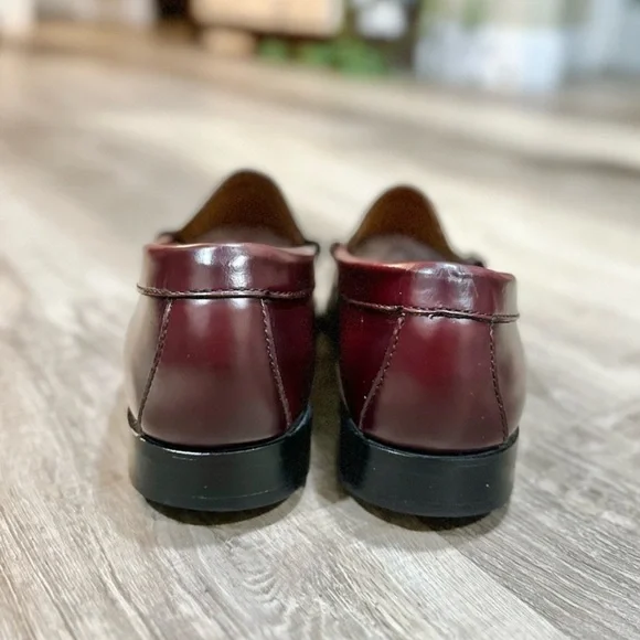 G.H. Bass Weejuns Burgundy Loafers for Women - Picture 5 of 6